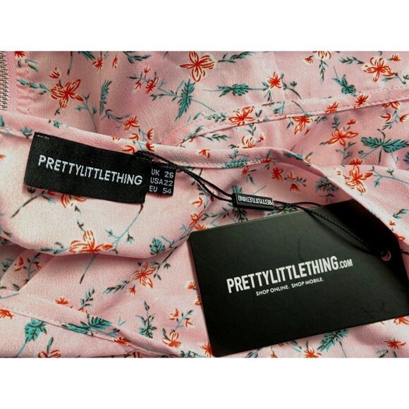 Pretty Little Things Zip Front Pink Floral Crop Top Sz 22 Seam Front Detail NEW - Picture 5 of 5